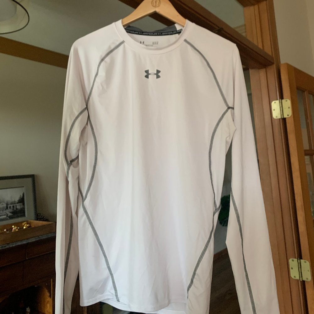 MENS SIZE LARGE UNDER ARMOUR HEAT GEAR LONG SLEEVE